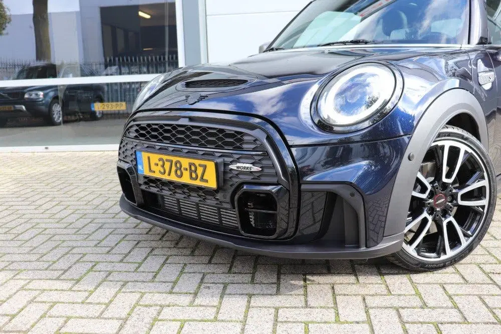 Mini Cooper S COOPER S 2.0 COOPER S JCW AUT uit 2021, foto 14