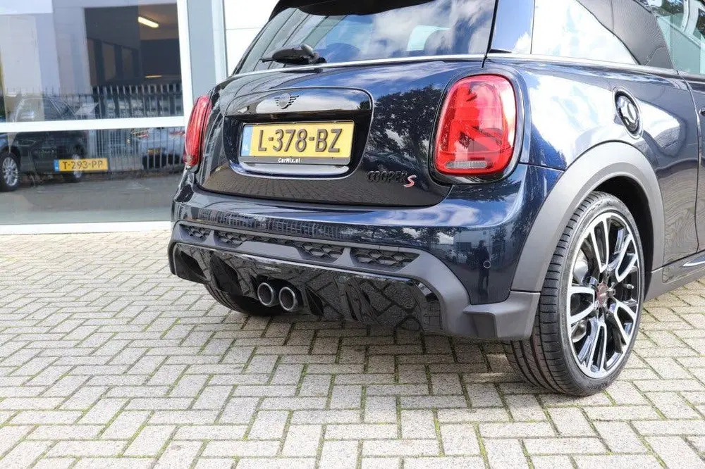 Mini Cooper S COOPER S 2.0 COOPER S JCW AUT uit 2021, foto 15