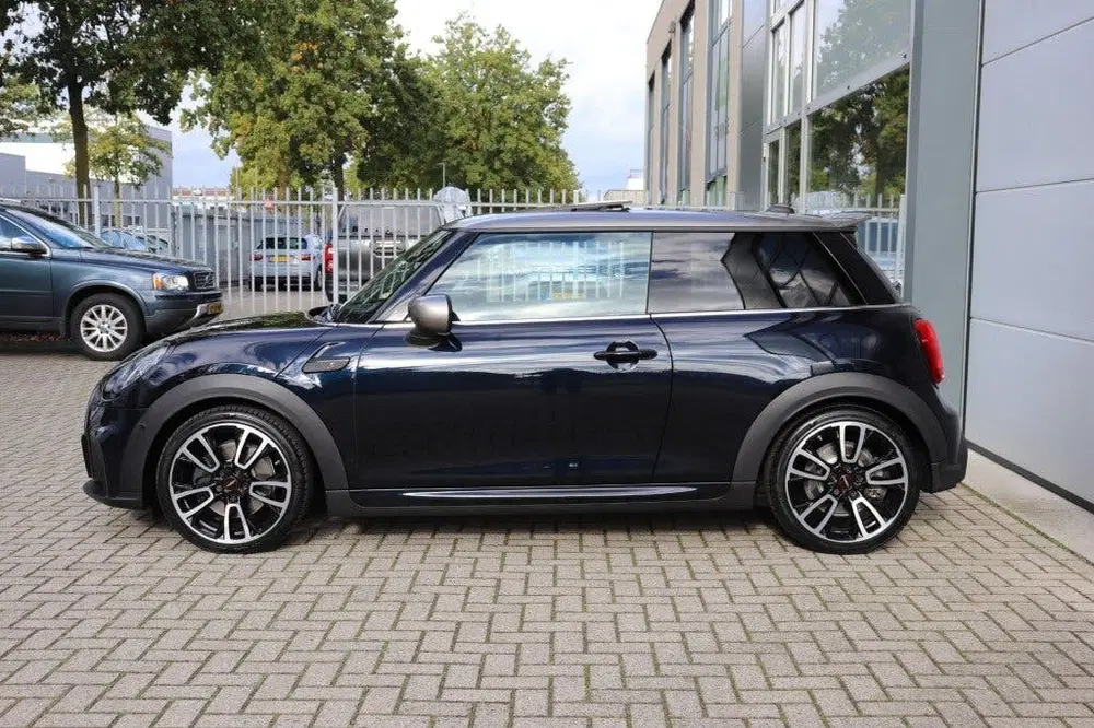 Mini Cooper S COOPER S 2.0 COOPER S JCW AUT uit 2021, foto 4