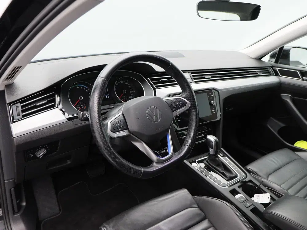 Volkswagen Passat 1.4 TSi 218 Pk PHEV GTE Business uit 2021, foto 4