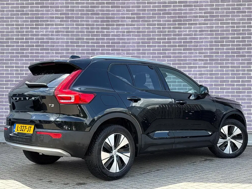 Volvo XC40 1.5 T3 Business Pro uit 2021, foto 2