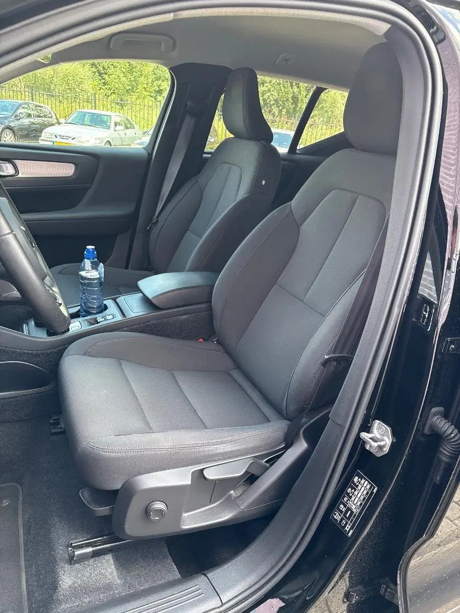 Volvo XC40 1.5 T3 Business Pro uit 2021, foto 6