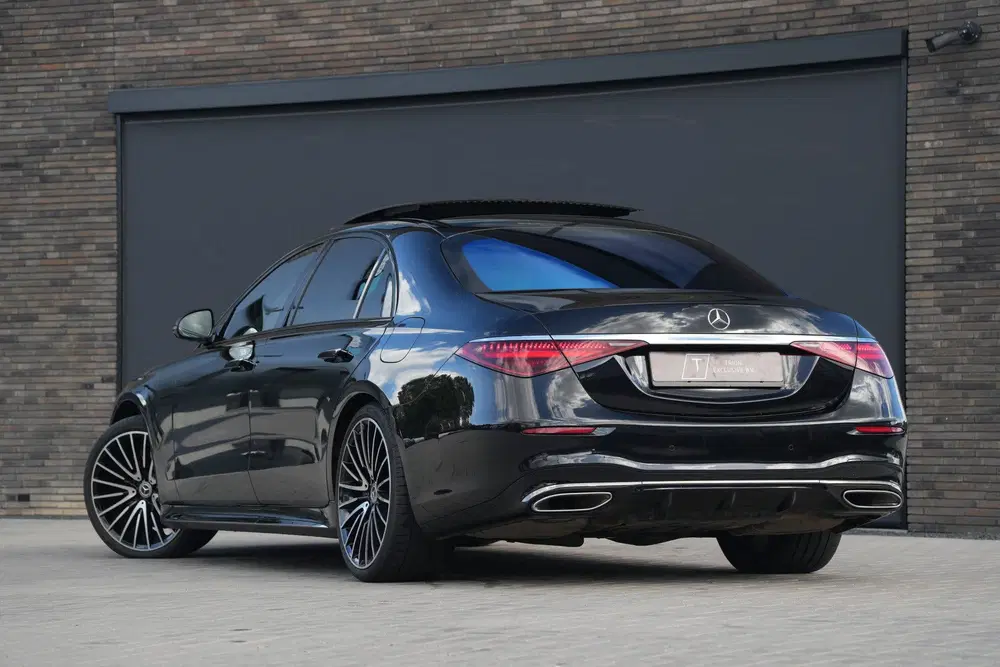 Mercedes-Benz S-Klasse 450 e Lang AMG uit 2022, foto 2