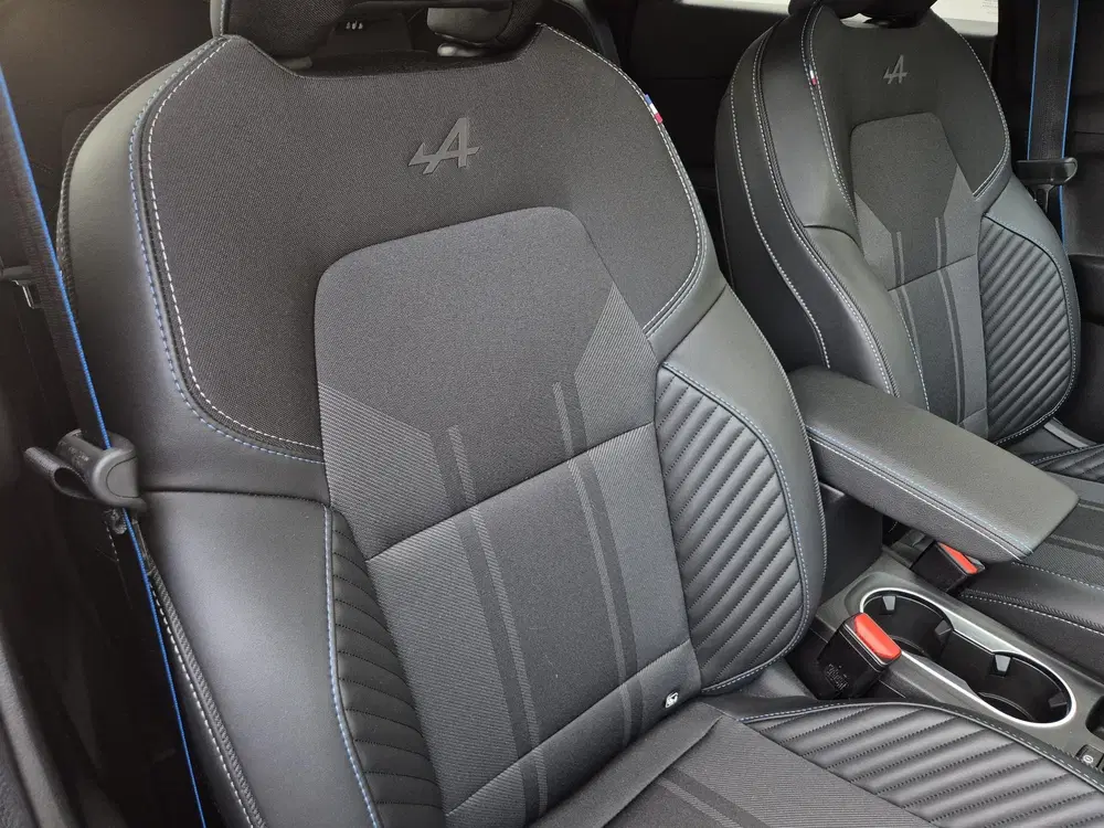 Renault Captur 1.6 E-Tech full hybrid 145 esprit Alpine A uit 2025, foto 15