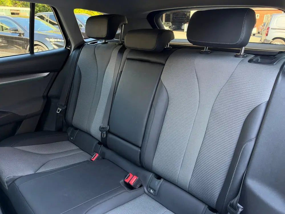 Skoda Enyaq 60 Sportline SOH93% Matrix Leder CarPlay uit 2021, foto 7