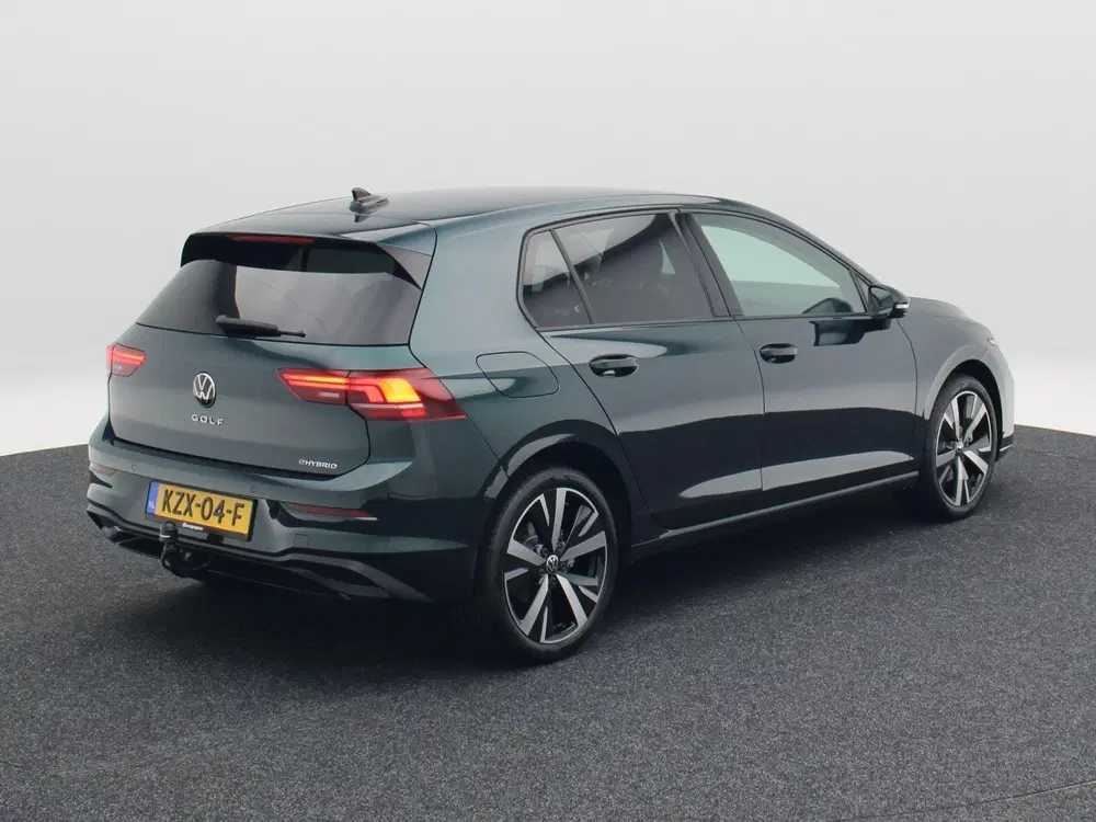Volkswagen Golf 1.5 eHybrid Life Edition uit 2026, foto 2