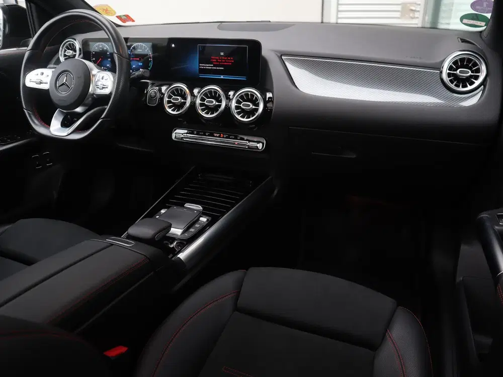 Mercedes-Benz GLA 250 e Business Solution AMG Limited uit 2020, foto 3