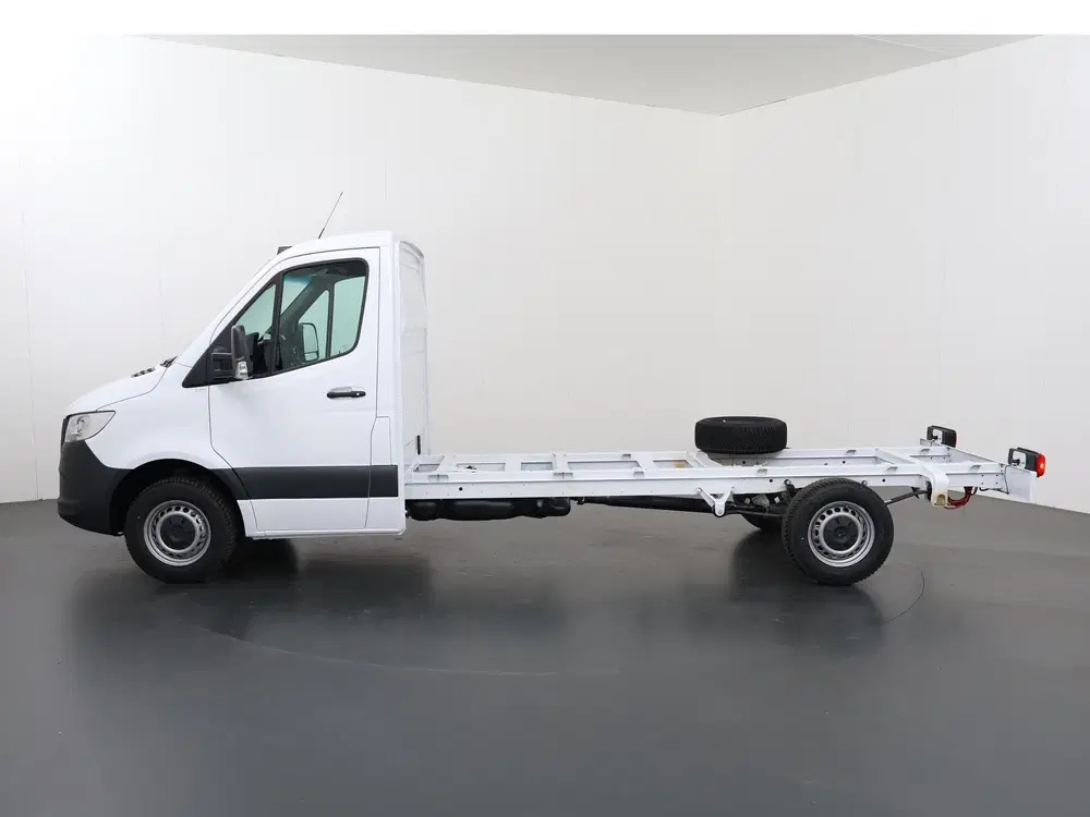 Mercedes-Benz Sprinter 317 CDI uit 2026, foto 5