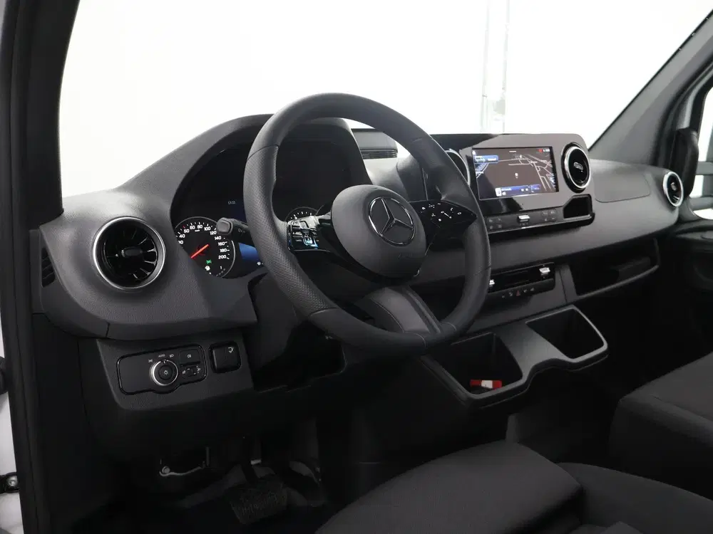 Mercedes-Benz Sprinter 317 CDI uit 2026, foto 7