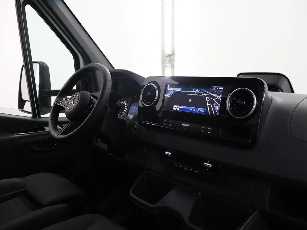 Mercedes-Benz Sprinter 317 CDI uit 2026, foto 9