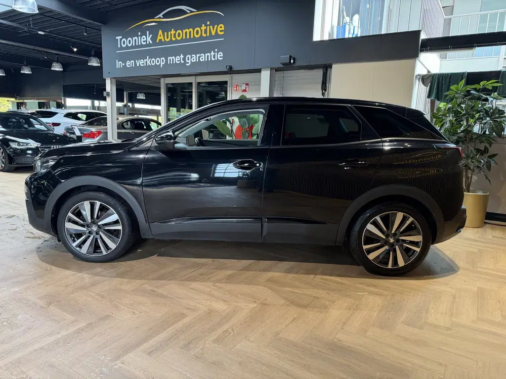 Peugeot 3008 1.2 PureTech Blue Lease Premium Avantage uit 2020, foto 5