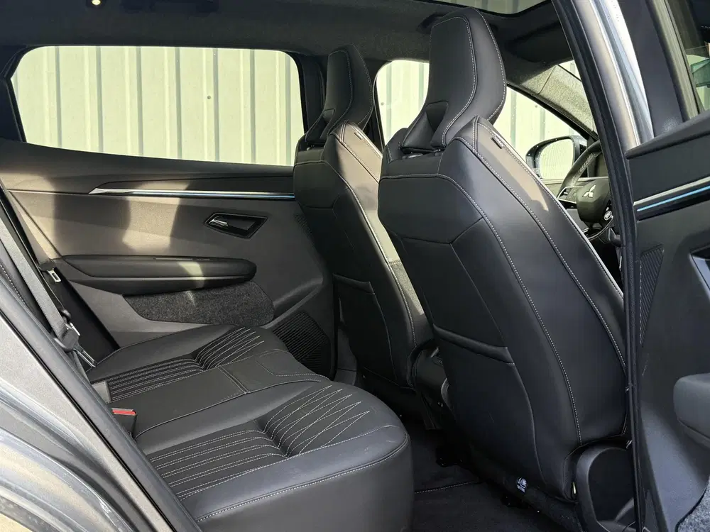 Mitsubishi Eclipse Cross Instyle 87 kWh uit 2025, foto 5
