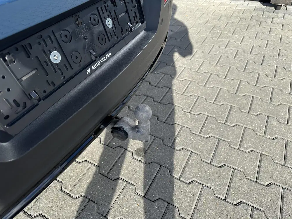 Volvo XC40 2.0 B4 Plus Dark Trekhaak uit 2023, foto 4