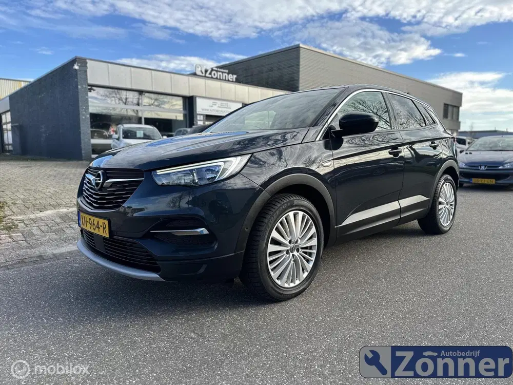 Opel Grandland 1.2 Turbo Ultimate uit 2019, foto 2