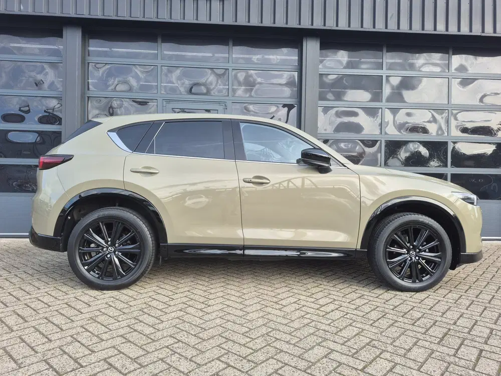 Mazda CX-5 2.0 e-SkyActiv-G M Hybrid 165 Homura uit 2024, foto 4