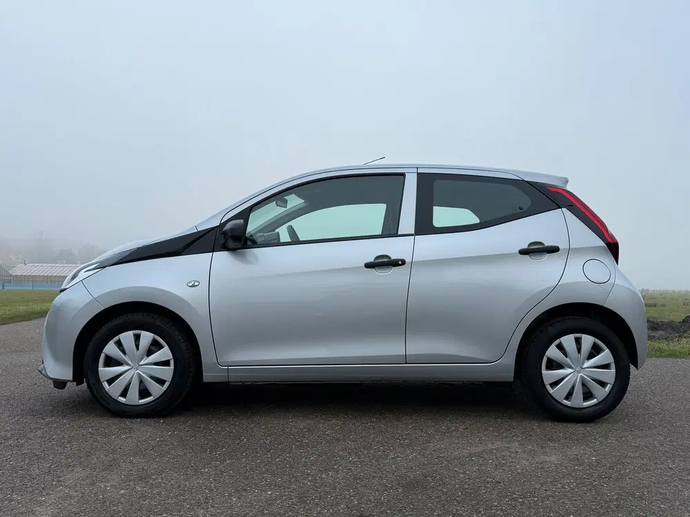 Toyota Aygo 1.0 VVT-i x-fun 1e Eigenaar Airco BT uit 2021, foto 2