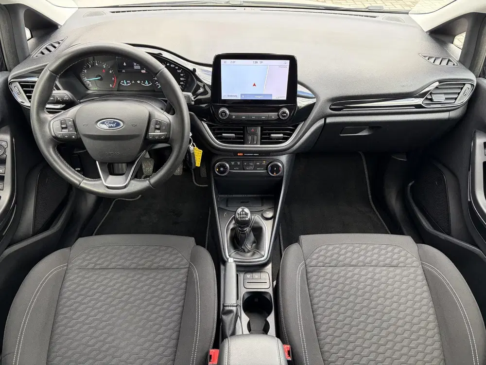Ford Fiesta 1.0 EcoBoost Hybrid Titanium uit 2022, foto 2