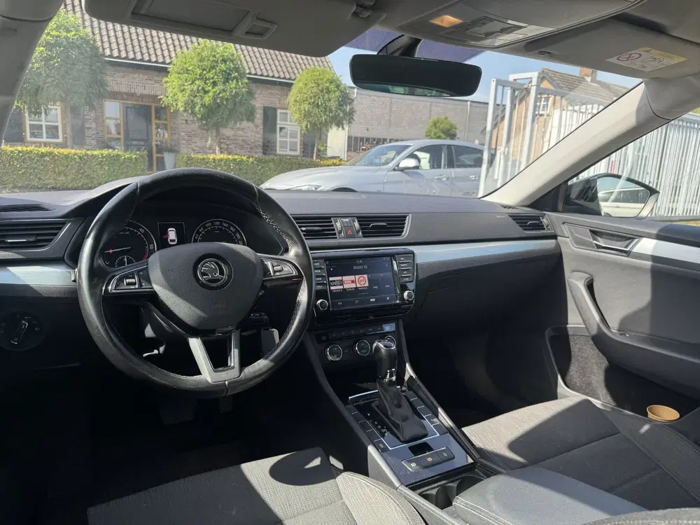 Skoda Octavia 1.4 TSI iV PHEV Business Edition B (bj 202 uit 2021, foto 8