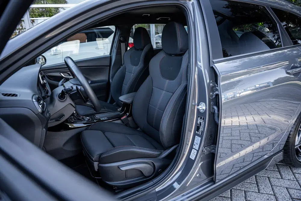 Hyundai i30 1.5 T-GDi MHEV N Line uit 2025, foto 12