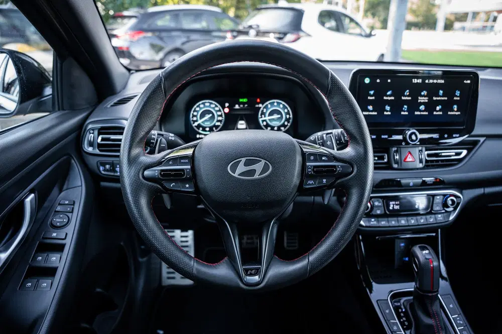 Hyundai i30 1.5 T-GDi MHEV N Line uit 2025, foto 15