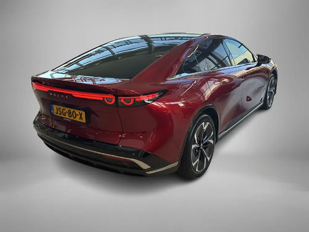 Mazda 6e Takumi 68.8 kWh WLTP 479 km van 10% tot 80 uit 2025, foto 2