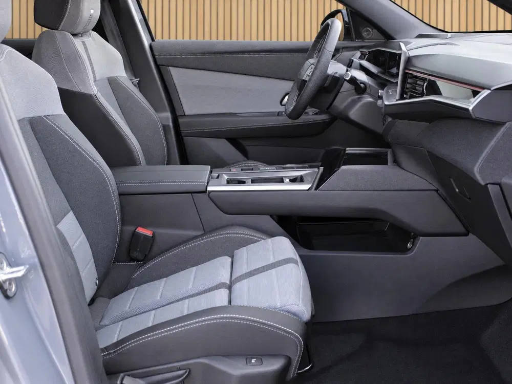 Opel Grandland 1.6 Turbo Plug-in-Hybrid Ultimate VOORRAAD uit 2026, foto 11