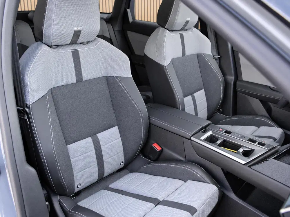 Opel Grandland 1.6 Turbo Plug-in-Hybrid Ultimate VOORRAAD uit 2026, foto 13