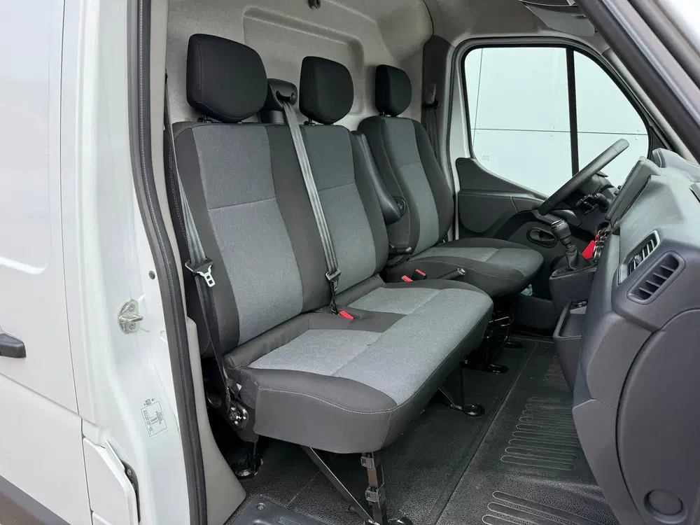 Renault Master 2.3DCi 135PK L3H3 LED Cruise Control Airco uit 2024, foto 9
