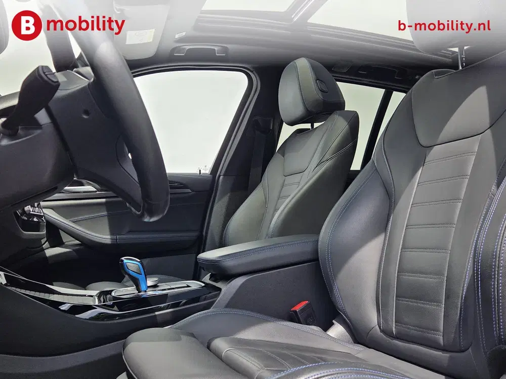 BMW iX3 High Executive M-Sport 80 kWh SOH 98% 'Min uit 2022, foto 10