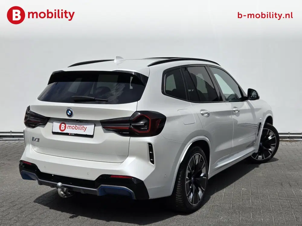 BMW iX3 High Executive M-Sport 80 kWh SOH 98% 'Min uit 2022, foto 6