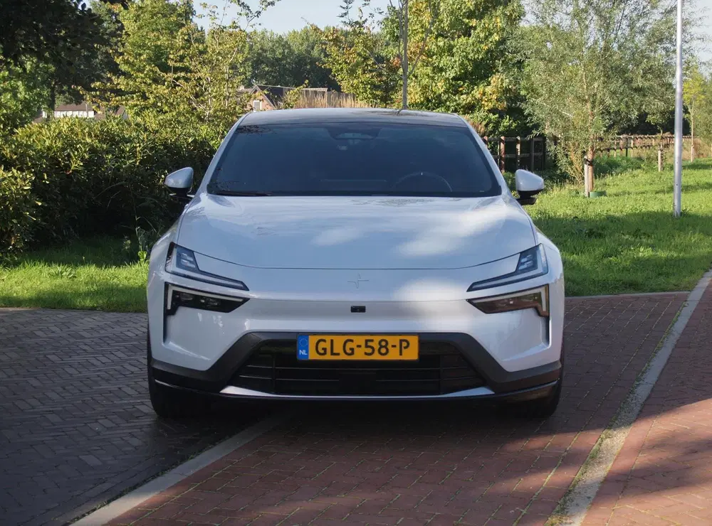 Polestar 4 Long Range Single motor 100 kWh uit 2024, foto 5