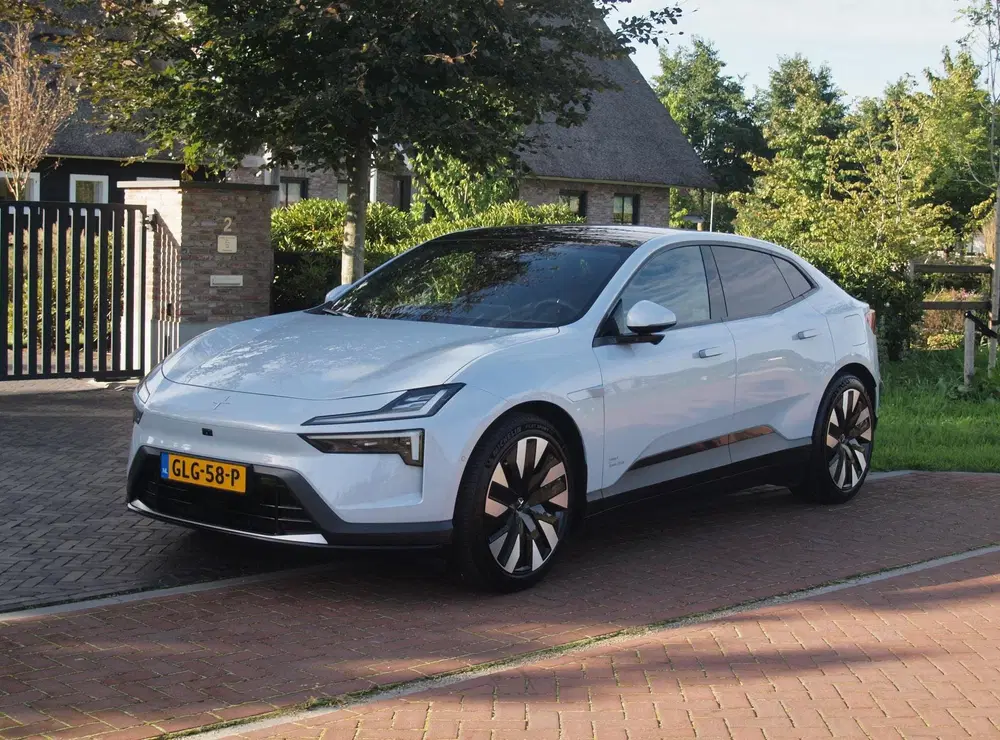 Polestar 4 Long Range Single motor 100 kWh uit 2024, foto 6