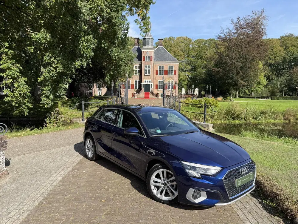 Audi A3 30 TFSI Advanced edition uit 2023, foto 4