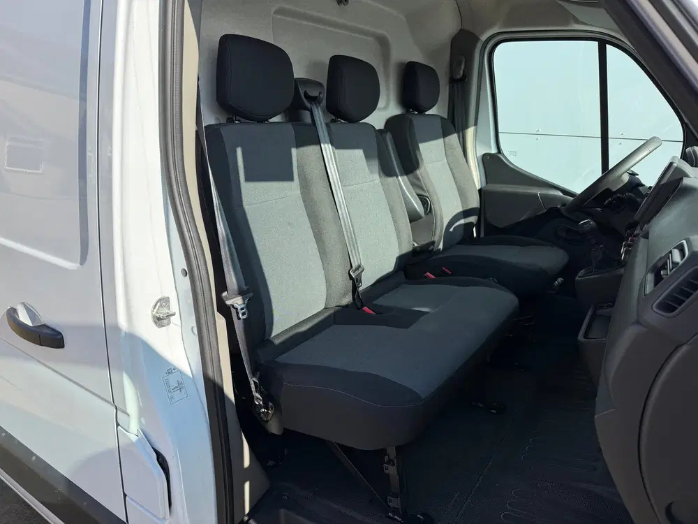 Renault Master 2.3DCi 135PK L3H3 LED Cruise Control Airco uit 2024, foto 9