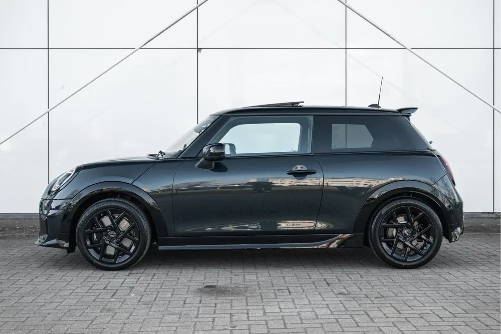 Mini Hatchback Cooper S Automaat uit 2026, foto 2