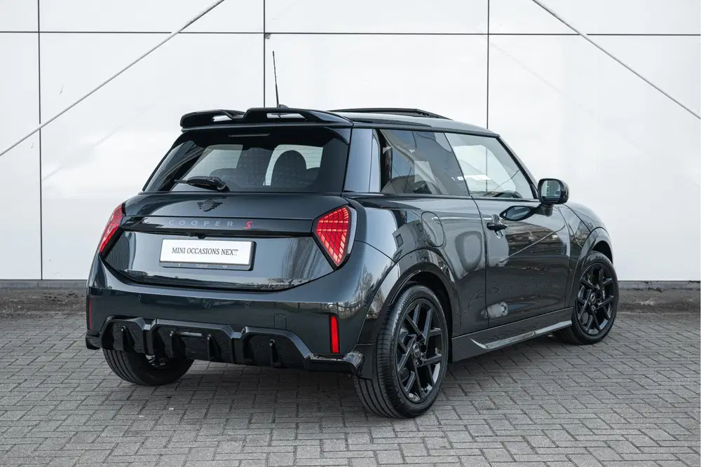 Mini Hatchback Cooper S Automaat uit 2026, foto 3
