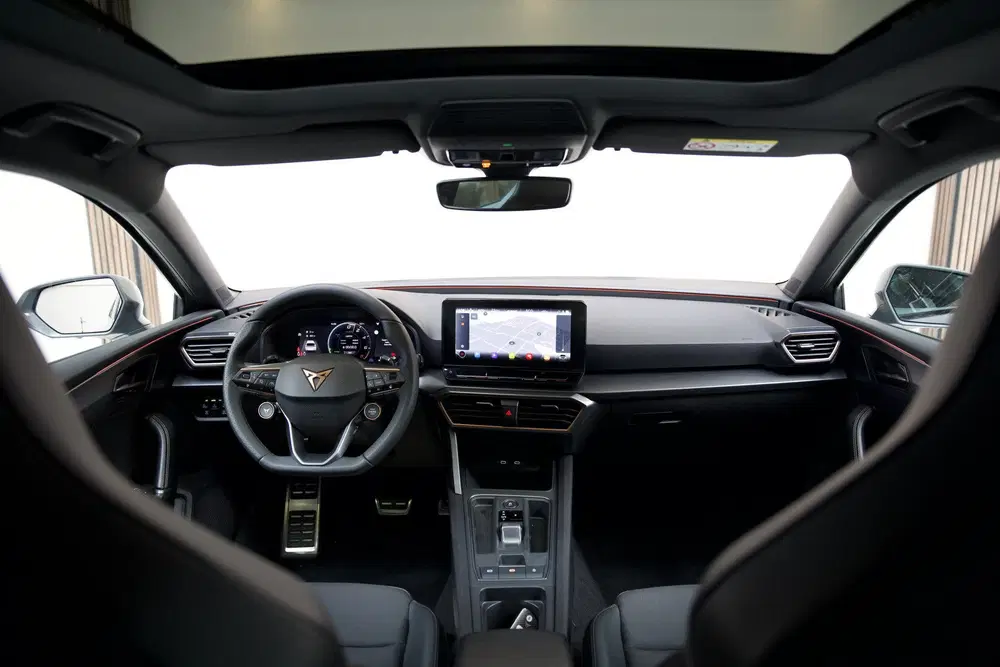Cupra Leon 1.4 e-Hybrid VZ Copper Edition Pano uit 2021, foto 3