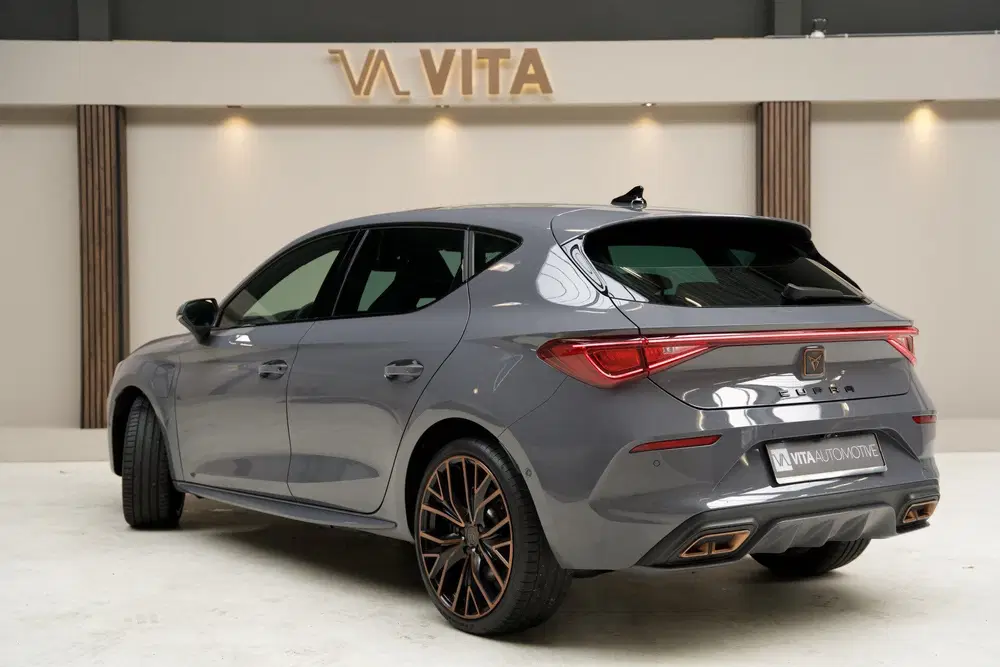 Cupra Leon 1.4 e-Hybrid VZ Copper Edition Pano uit 2021, foto 4