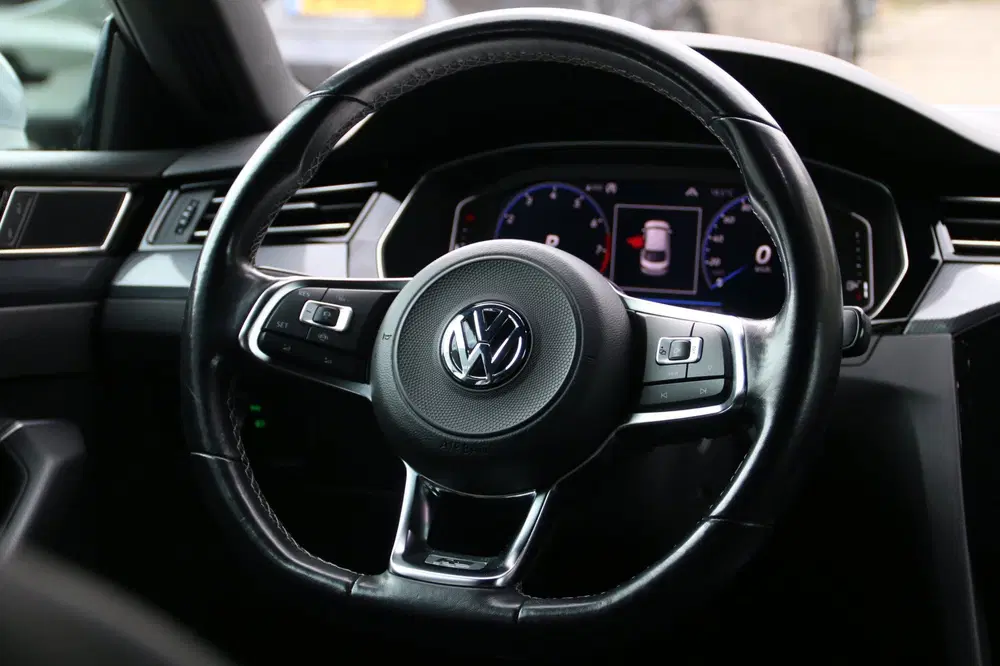 Volkswagen Arteon 2.0 TSI Business R Exclusive uit 2019, foto 10