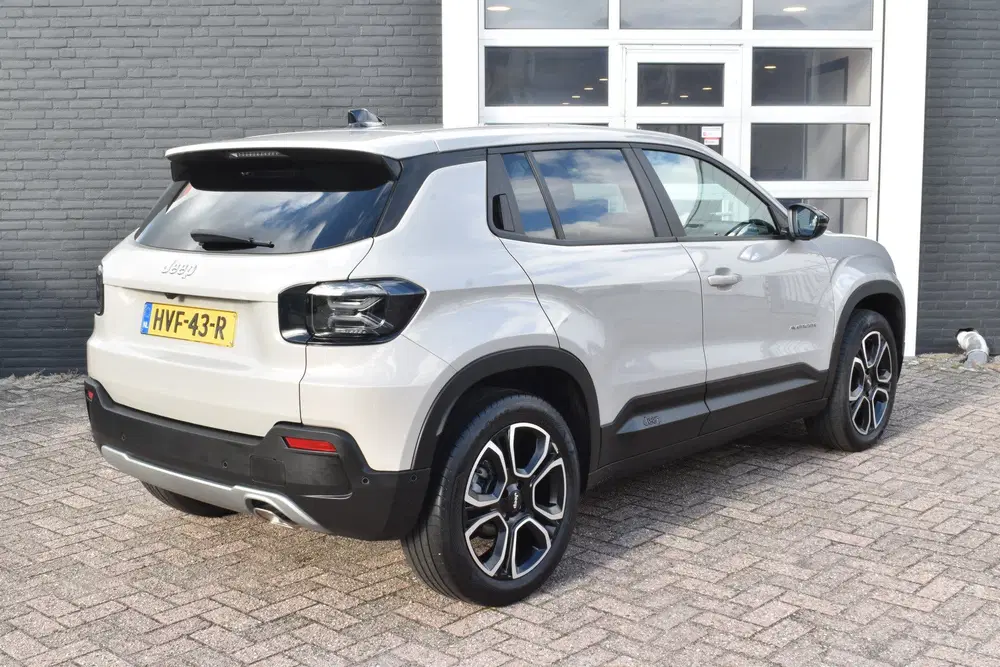 Jeep Avenger e-Hybrid Altitude Automaat uit 2025, foto 13
