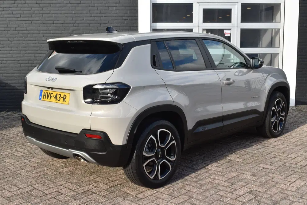 Jeep Avenger e-Hybrid Altitude Automaat uit 2025, foto 3