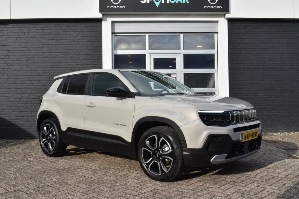 Jeep Avenger e-Hybrid Altitude Automaat uit 2025, foto 5