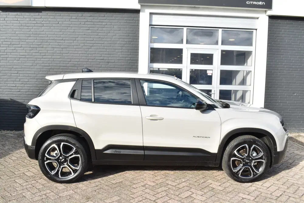 Jeep Avenger e-Hybrid Altitude Automaat uit 2025, foto 8