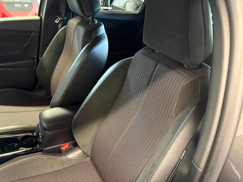 DS Automobiles DS 3 Crossback DS 3 Crossback E-Tense Performance Line 50 uit 2022, foto 15