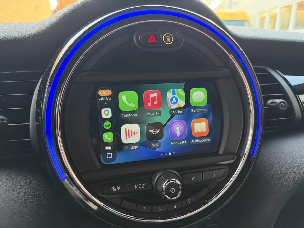 Mini Electric SE 184pk 33 kWh uit 2020, foto 4