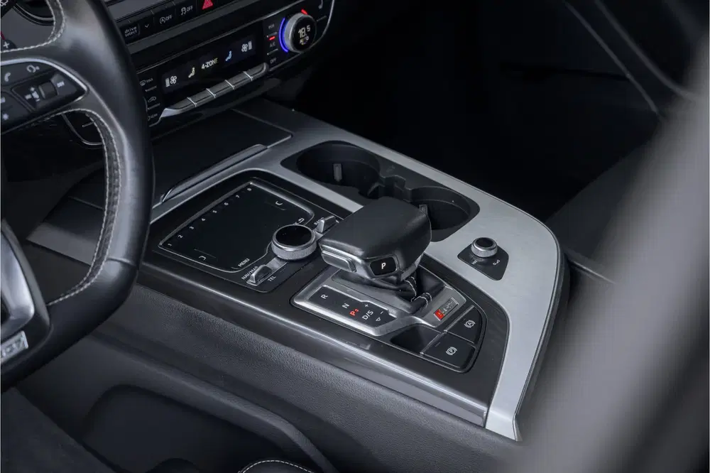 Audi SQ7 4.0 TDI quattro Nachtzicht uit 2019, foto 8