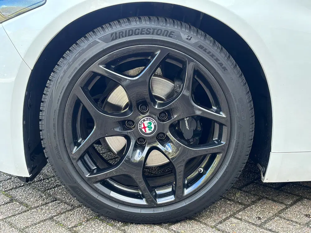 Alfa Romeo Giulia 2021 2.2 JTD 190pk Aut Wit uit 2021, foto 10