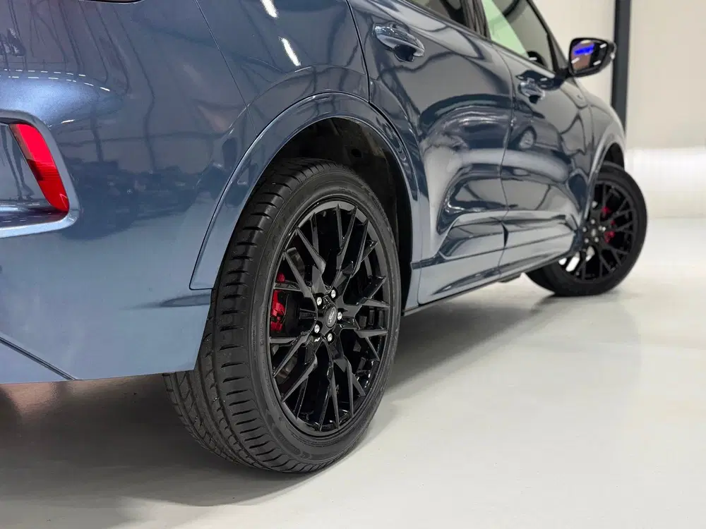 Ford Kuga 2.5 PHEV 225pk ST-Line X Black Ed. uit 2023, foto 14