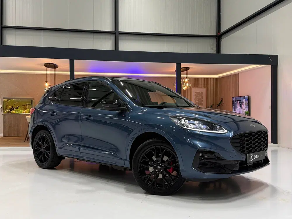 Ford Kuga 2.5 PHEV 225pk ST-Line X Black Ed. uit 2023, foto 3