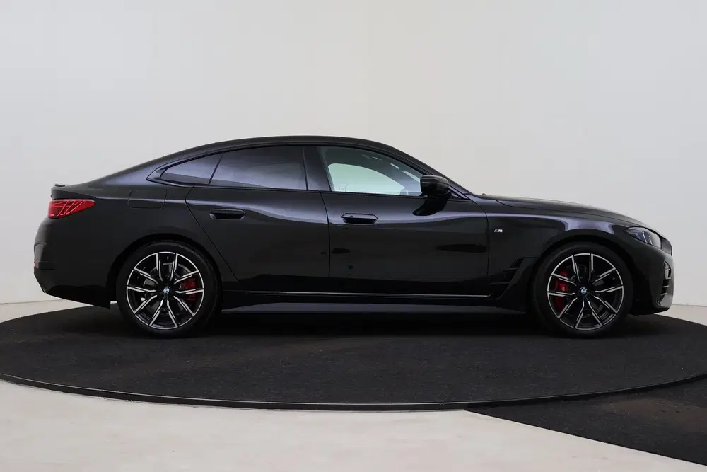 BMW 4-serie Coupé 420i M Sport Automaat uit 2026, foto 7